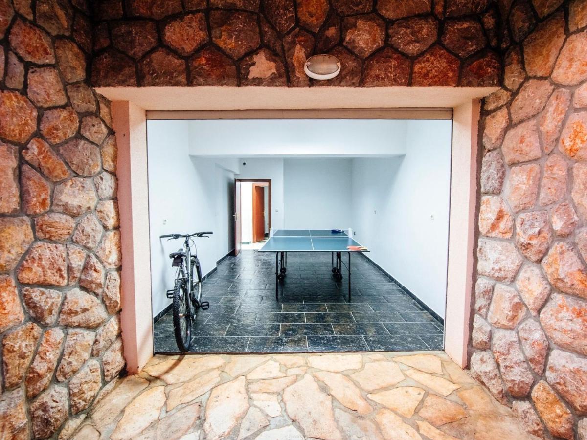 Splendid Holiday Home In Jasenice Maslenica Exterior photo