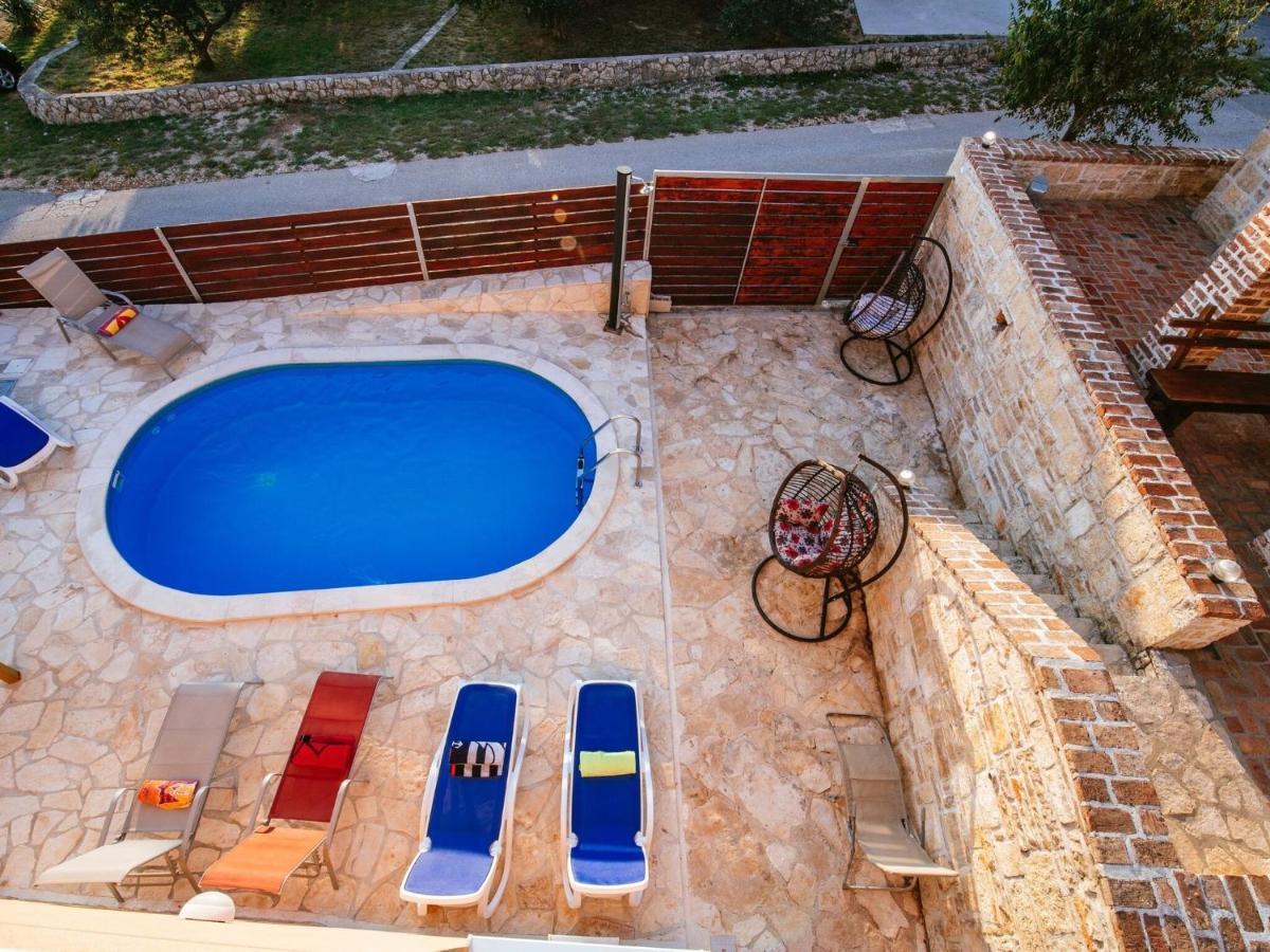 Splendid Holiday Home In Jasenice Maslenica Exterior photo